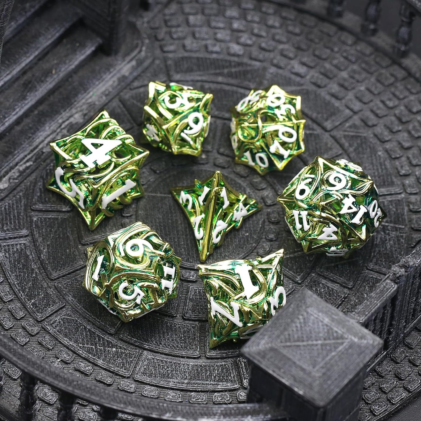 7PCS Metal DND Dice Set Hollow Polyhedral Hollowl Vine Dice Set D&D Role Playing D and D RPG Dice ( Green)