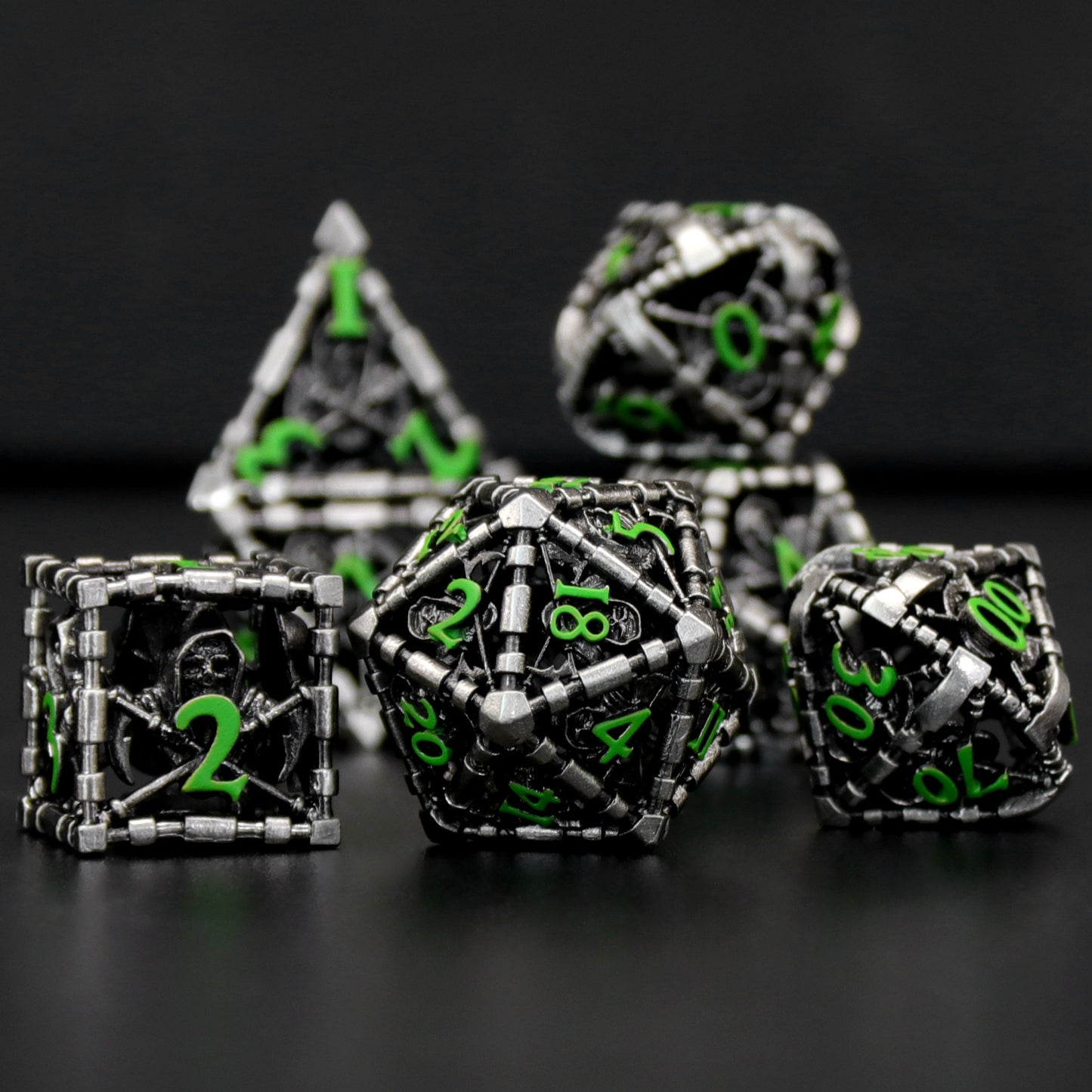 Reaper DND Dice, Dungeons and Dragons Dice Metal Polyhedral Dice Set Role Playing D&D Dice - Green Number