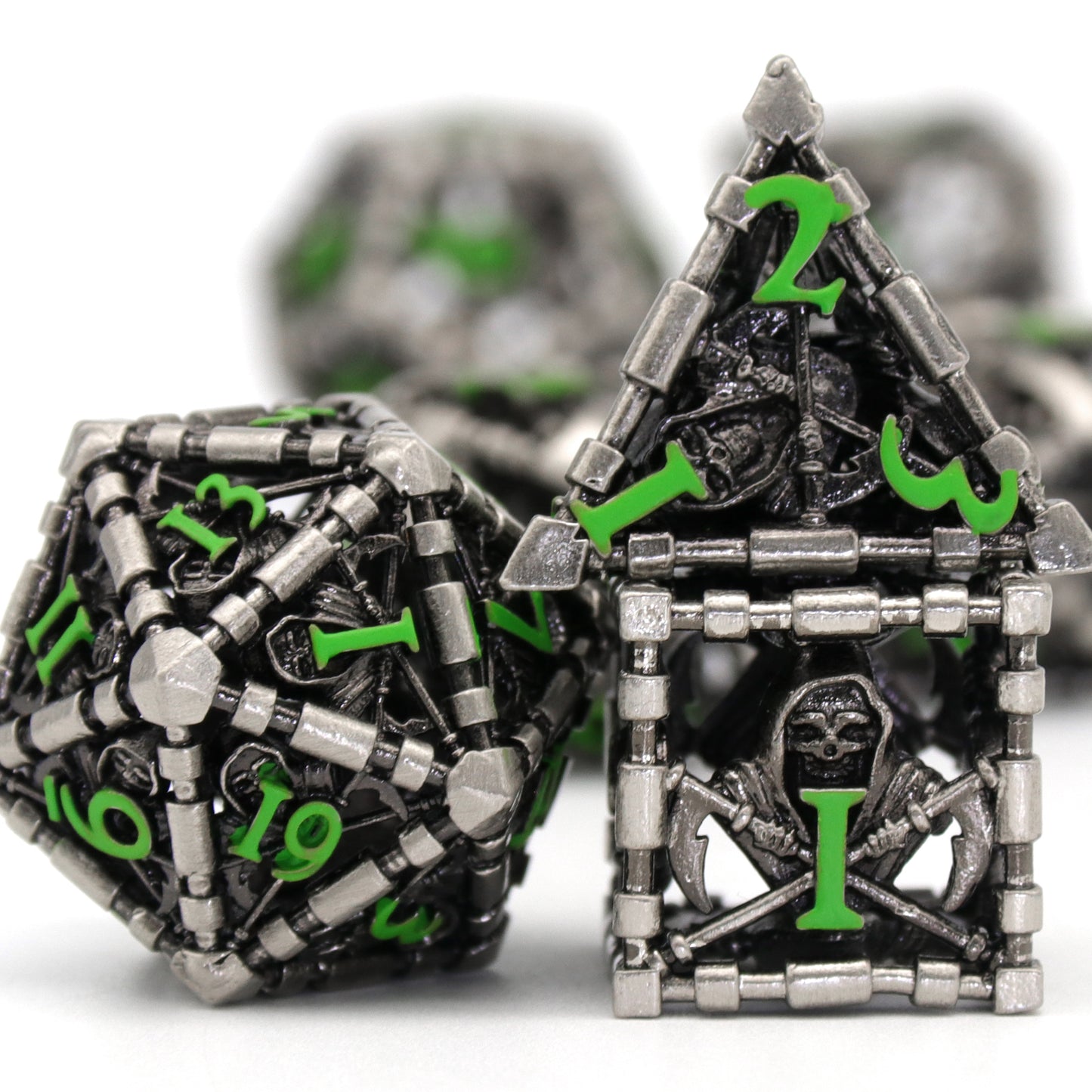 Reaper DND Dice, Dungeons and Dragons Dice Metal Polyhedral Dice Set Role Playing D&D Dice - Green Number